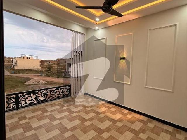 1.5Story Brand New House For Sale Jinnah Gardens Phase 1