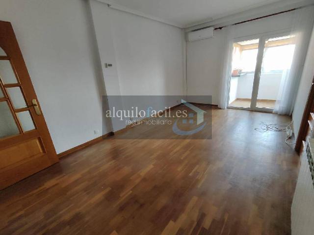 | 1.650 €, 80 m²
