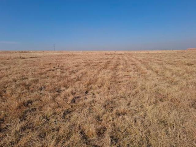 1 668 m² Land available in Trichardt