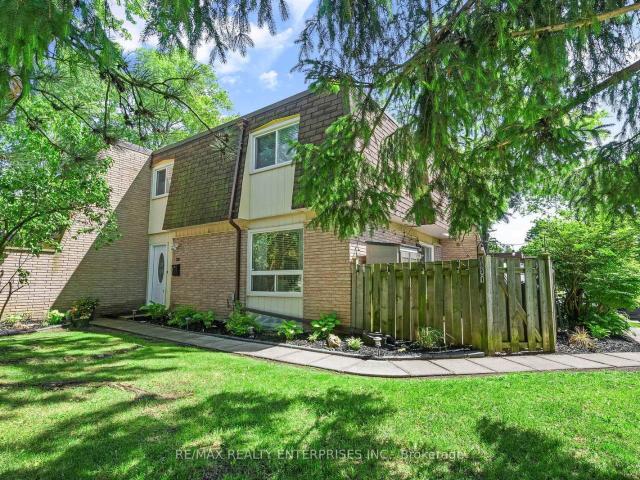 1 685 Francis Road, Burlington | For Sale @ $599,888 | Condos. Ca