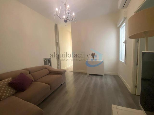 | 1.600 €, 68 m²