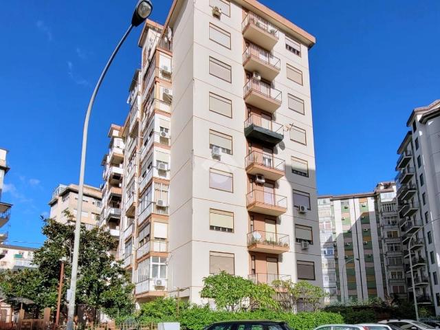 1.300 / mese, 130 Mq Tecnocasa.it 61191612