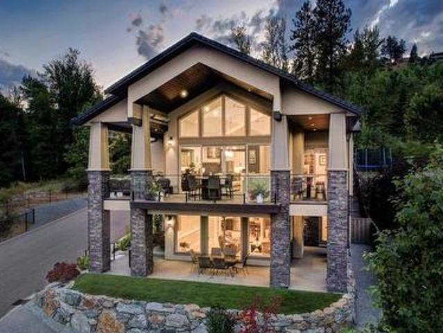 1 6267 Sundstrom Court, Peachland, BC, V0H 1X7 Luxury House for sale | Listing ID 10395 | Royal LePage Carriage Trade Luxury Properties