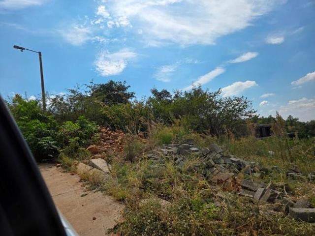 1 630 m² Land available in Cashan
