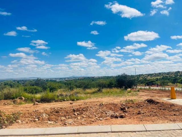 1.6 ha Land available in Bendor