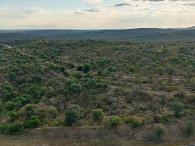 1.6 ha Land available in Elephant Rock Eco Estate