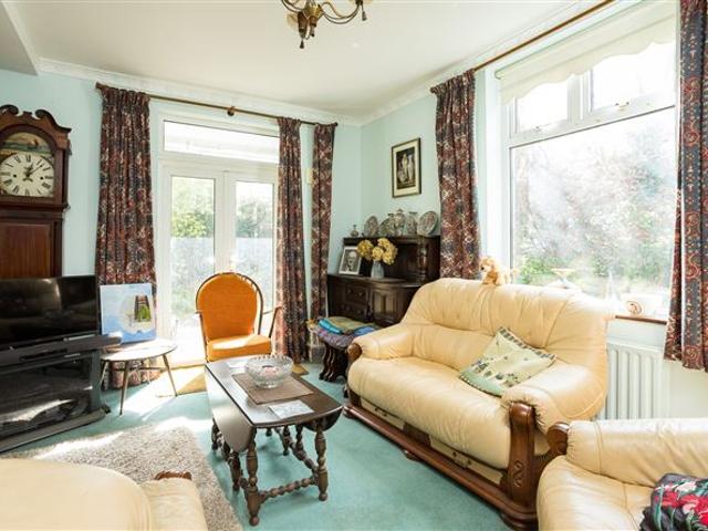 1,750,000 | Hollyhill, Bantry, Cork Charles McCarthy Auctioneers 5001 MyHome. Ie Residential