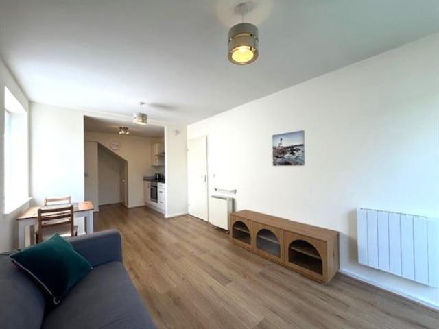 1,700 / month | Cedarbrook Avenue, Cherry Orchard, Dublin 10 Ray Cooke Auctioneers 5011 MyHome. Ie Lettings