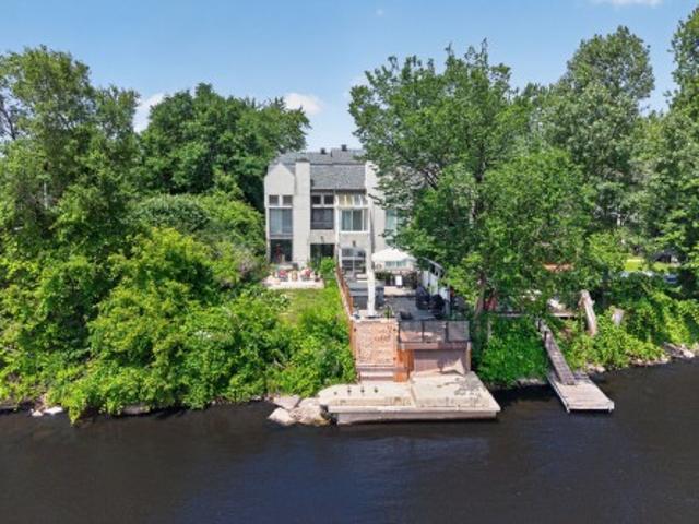 1 71E Avenue, Laval Chomedey, QC, H7V 2R4 condo for sale | Listing ID 18807 | Royal LePage