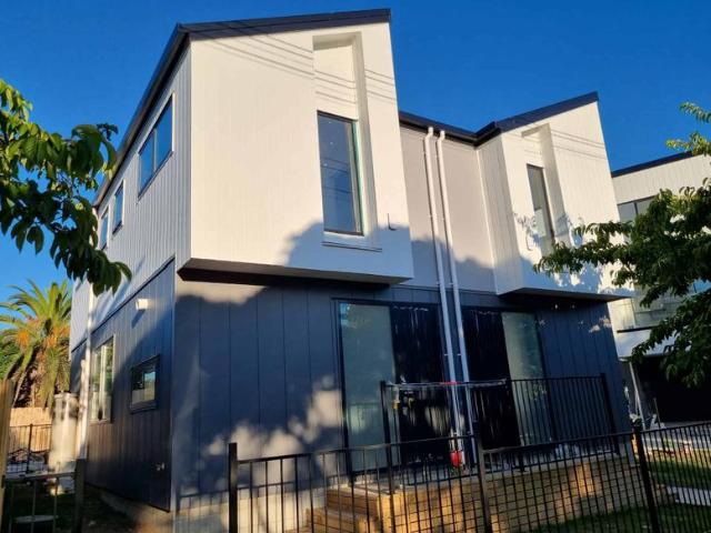 1 7/29 Te Koa Road, Panmure, Auckland City For Sale