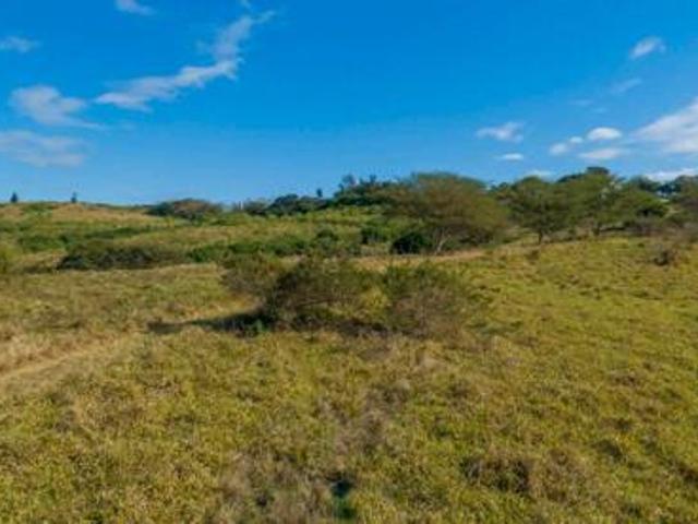 1.7 ha Land available in Salt Rock