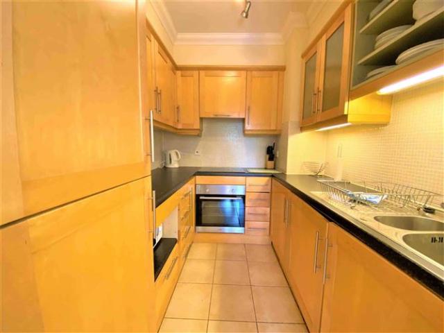1,850 / month | Linden Square, Blackrock, Co. Dublin Ray Cooke Auctioneers 5006 MyHome. Ie Lettings