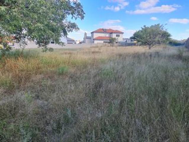 1 863 m² Land available in Bendor