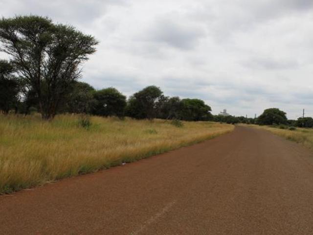 1 807 m² Land available in Northam