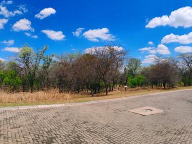 1 806 m² Land available in Koro Creek Golf Estate