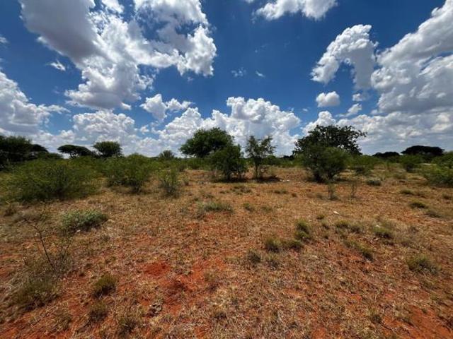 1.8 ha Land available in South Ridge
