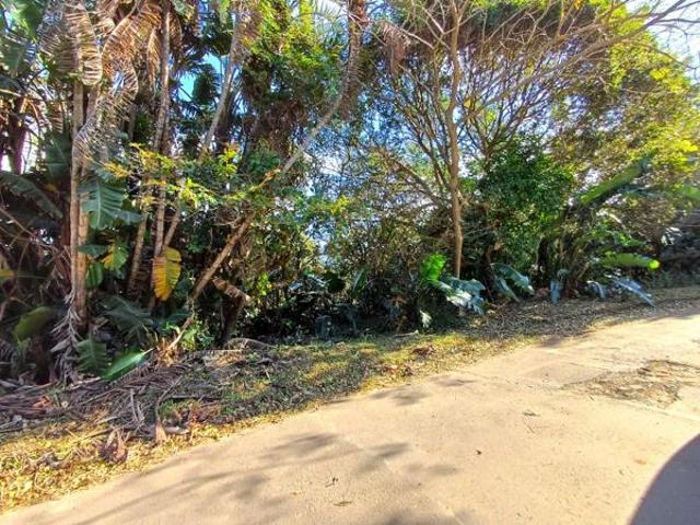 1.8 ha Land available in Southbroom