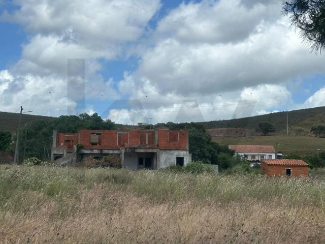 1.8 Hectares de Potencial Puro, a poucos minutos de Lagos Lagos, Odiáxere
