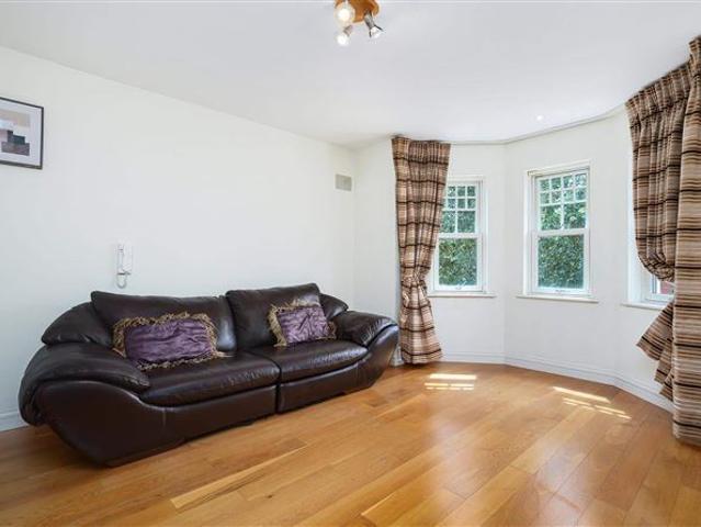 1,950,000 | 11 Grove Paddock, Blackrock, Co. Dublin Ray Cooke Auctioneers 5008 MyHome. Ie Residential