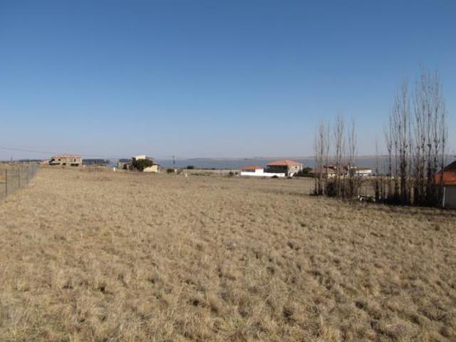 1 983 m² Land available in Oranjeville