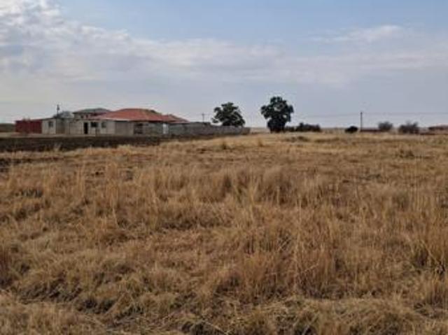 1 983 m² Land available in Eendrag