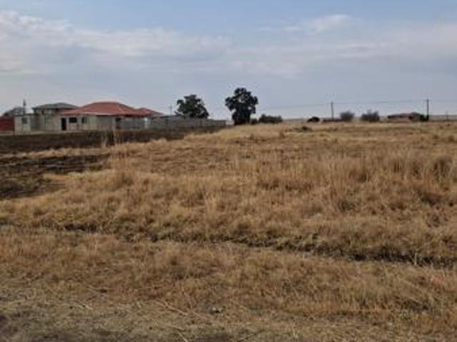 1 983 m² Land available in Eendrag