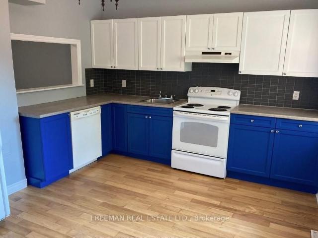 1 985 Dupont Street in Toronto: Dovercourt Wallace Emerson Junction House for lease Toronto W02: MLS®# W13174414