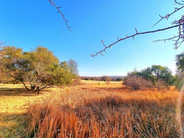 1 999 m² Land available in Koro Creek Golf Estate
