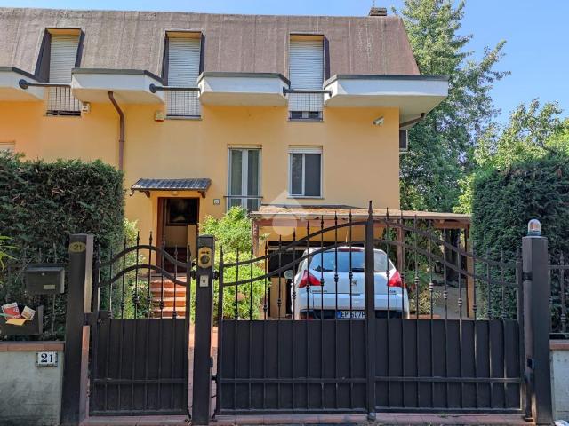 1.900 / mese, 150 Mq Tecnocasa.it 61160865