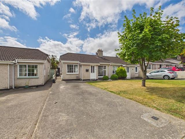 1,900 / month | 7 Kenure Court, Powerscourt, Waterford City, Waterford RE/MAX Property Specialists 5021 MyHome. Ie Lettings