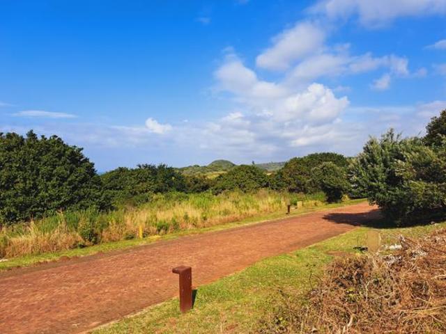 1 912 m² Land available in Port Edward
