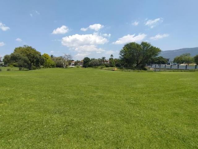 1 920 m² Land available in Westlake Country & Safari Estate