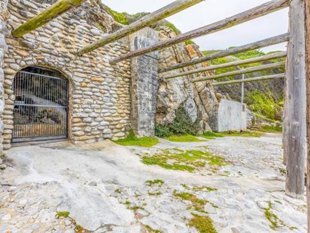 1 929 m² Land available in De Kelders