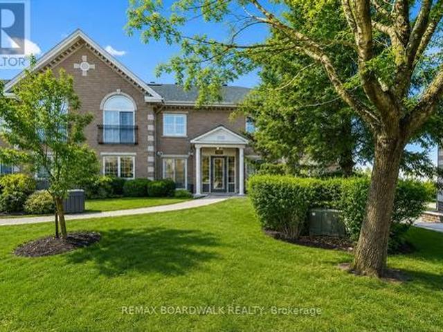1C 121 Robson Court, Ottawa, ON, K2K 2W1 lease for lease | Listing ID X13668 | Royal LePage