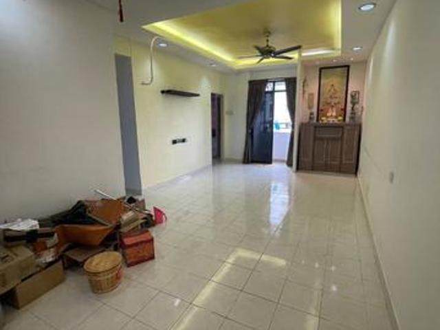 1Covered Carpark Asia Height Block C Renovated 838sqft 3Bedrooms
