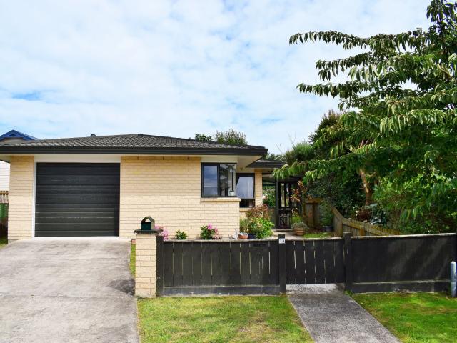 1A Alexander Place, Ōtaki