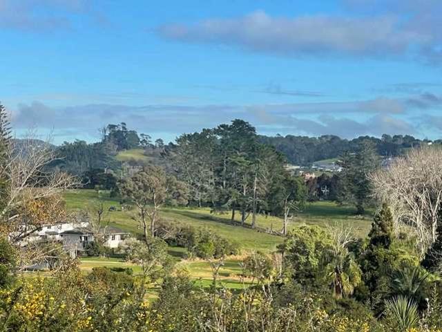 1A Glenbury Place, Massey, Waitakere City