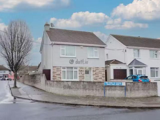 1a Grove Park Drive, Dublin 11 is for rent