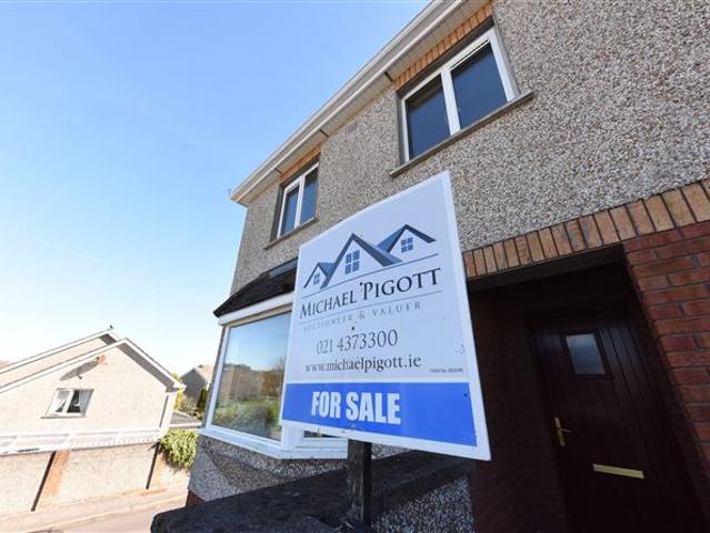 1A Pembroke Grove, Pembroke Wood, Passage West, Cork Michael Pigott Auctioneer & Valuer 4906 MyHome. Ie Residential