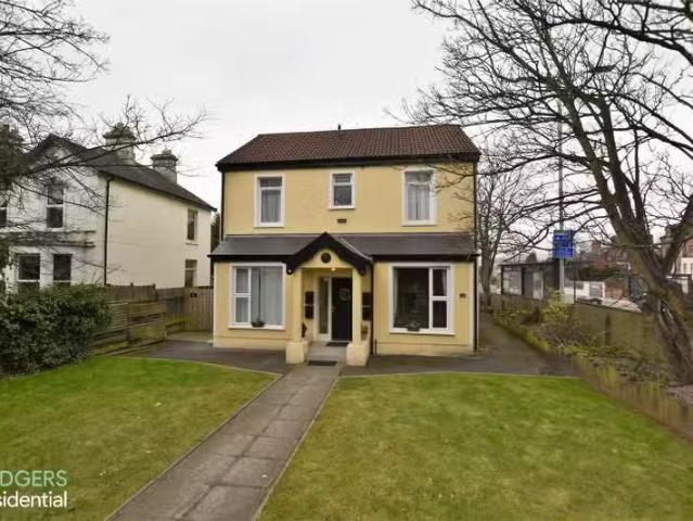 1b, 422 Beersbridge Road