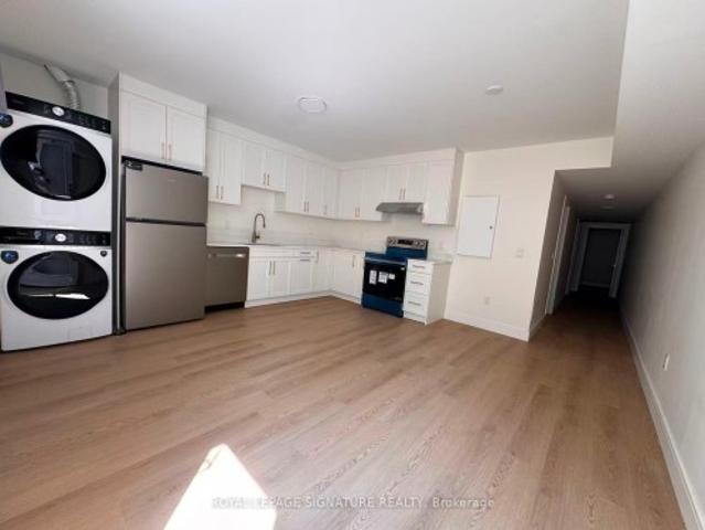 1B 53 Bishop Avenue, Toronto, ON, M2M 1Z4 house for lease | Listing ID C13585 | Royal LePage