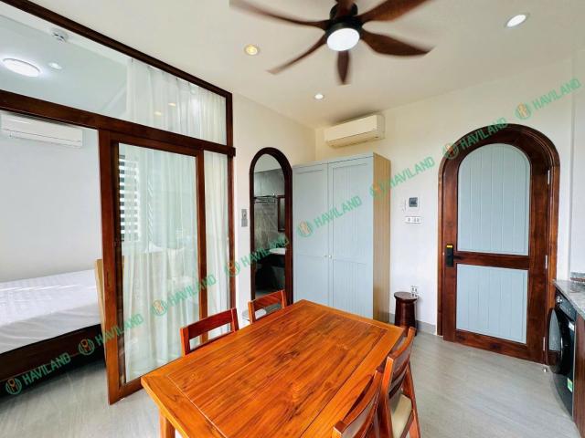 1BR APARTMENT IN NGU HANH SON