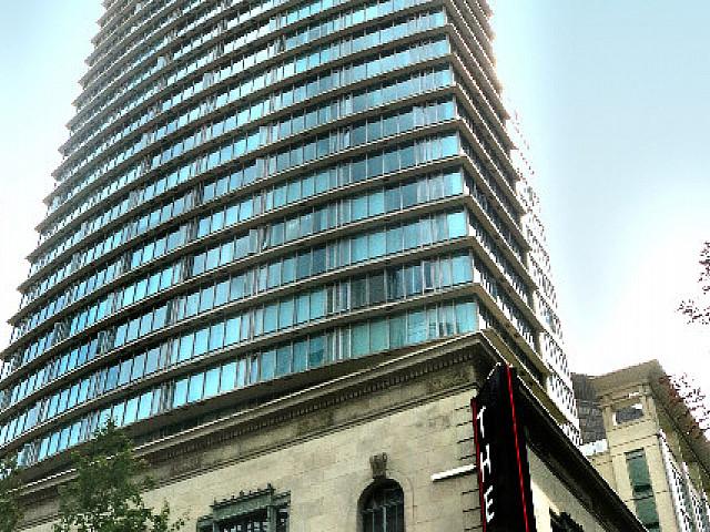 1br /den Available Sep15 Unfurnished Bright Corner Suite