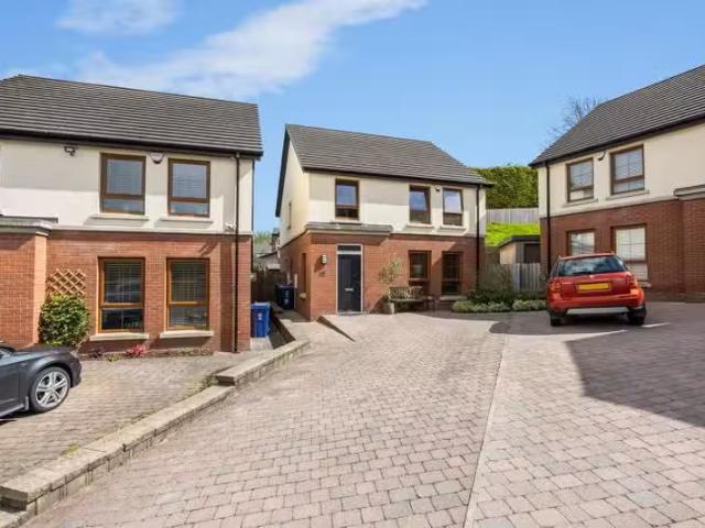 1d Knockvale Park