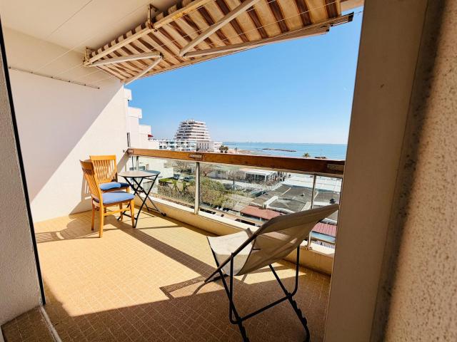1ère ligne mer ! Appartement T3 69 m2 en Vue panoramique exceptionnelle Dernier étage La Grande Motte