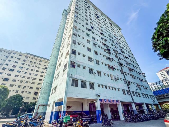 1K BOOKING Flat Permai Court 2 Ampang FULL LOAN renovated for sale