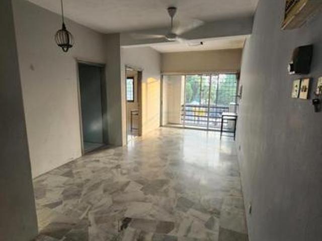 1K BOOKINGTaman Mulia Jaya shoplot apartment 2r1b ampang 600sf
