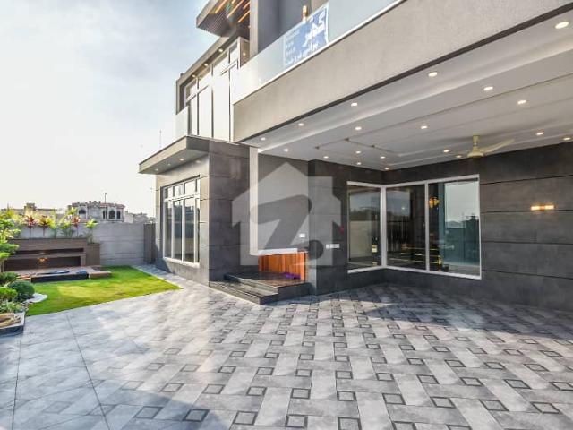 1kanal brand new modern designed bungalow with basement for sale top location in dha phase 8