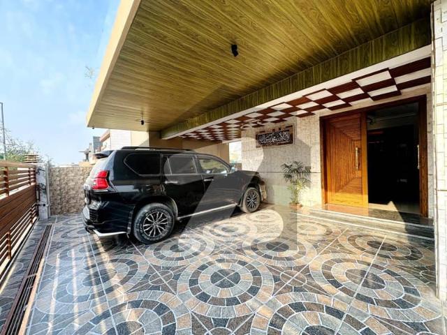 1kanal Brand New Designer House