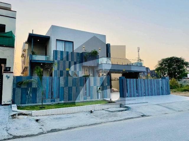 1 Kanal Double Height Designer House For Sale B 17 Islamabad